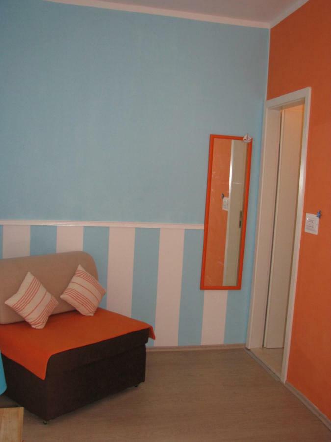 Apartments And Room Lemon Vis Esterno foto