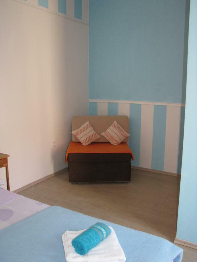 Apartments And Room Lemon Vis Esterno foto