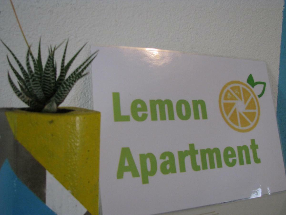 Apartments And Room Lemon Vis Esterno foto
