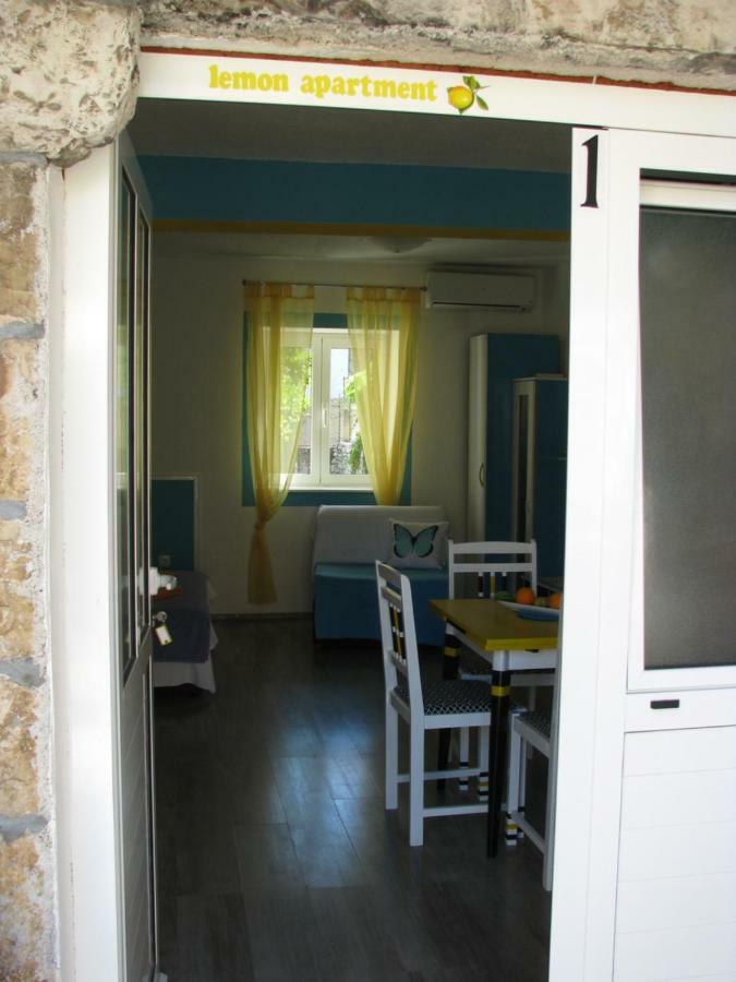 Apartments And Room Lemon Vis Camera foto